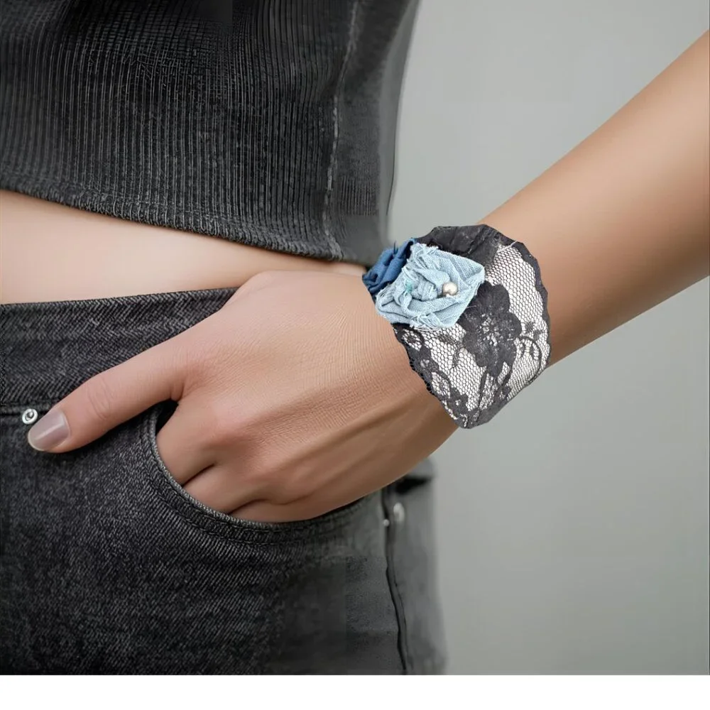 Handmade Lace Cuff - Picture 1 of 5